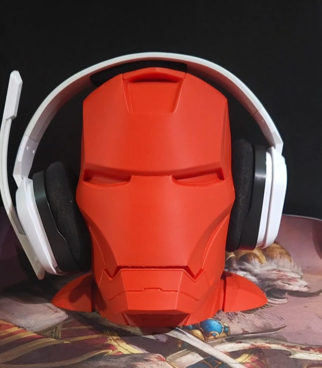 soporte para audífonos Iron