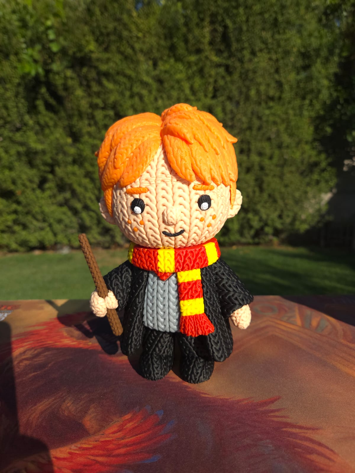 Figura Amigurumi Inspirada en Ron el joven Mago Pelirrojo – Impresa en 3D
