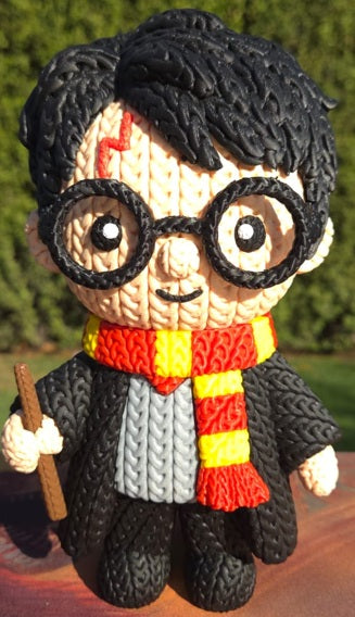 Figura Inspirada en Harry el Joven Hechicero – Edición Mágica 3D