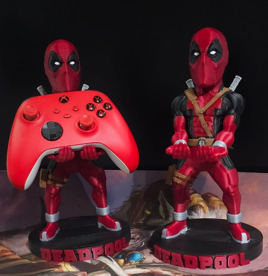 Soporte de Control Deadpool – ¡El antihéroe gamer que estabas esperando!